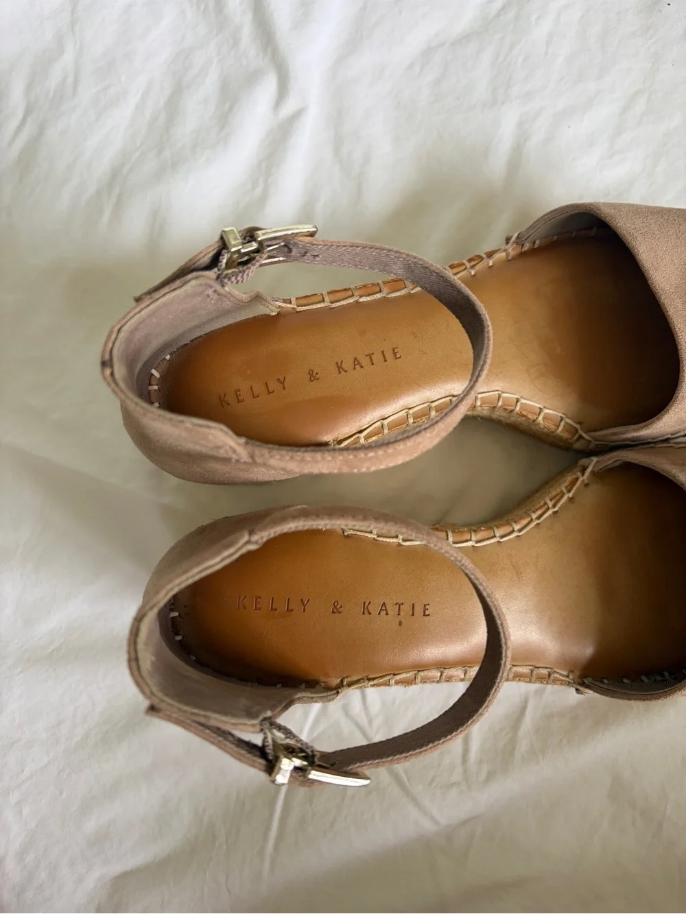 Kelly & Katie Espadrille Platform Sandal in Taupe